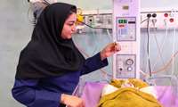 اولین تغذیه نوزاد با شیراهدایی از بانک شیرمادر در مرکز آموزشی درمانی جامع زنان کوثر