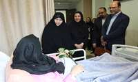 حضور مدیرکل اموربانوان و خانواده استانداری و دبیر قرارگاه جوانی جمعیت دانشگاه در بیمارستان جامع زنان کوث