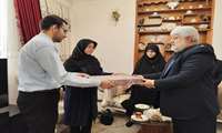 تجلیل از دانشجوی نمونه و فعال فرهنگی سلماس