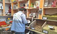 توقیف مواد غذایی تاریخ‌گذشته و غیرمجاز