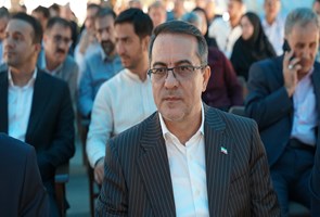 -نظام-سلامت-در-کنار-نیروهای-مسلح،-در-خط-مقدم-خدمت-به-مردم-ایستاده-است