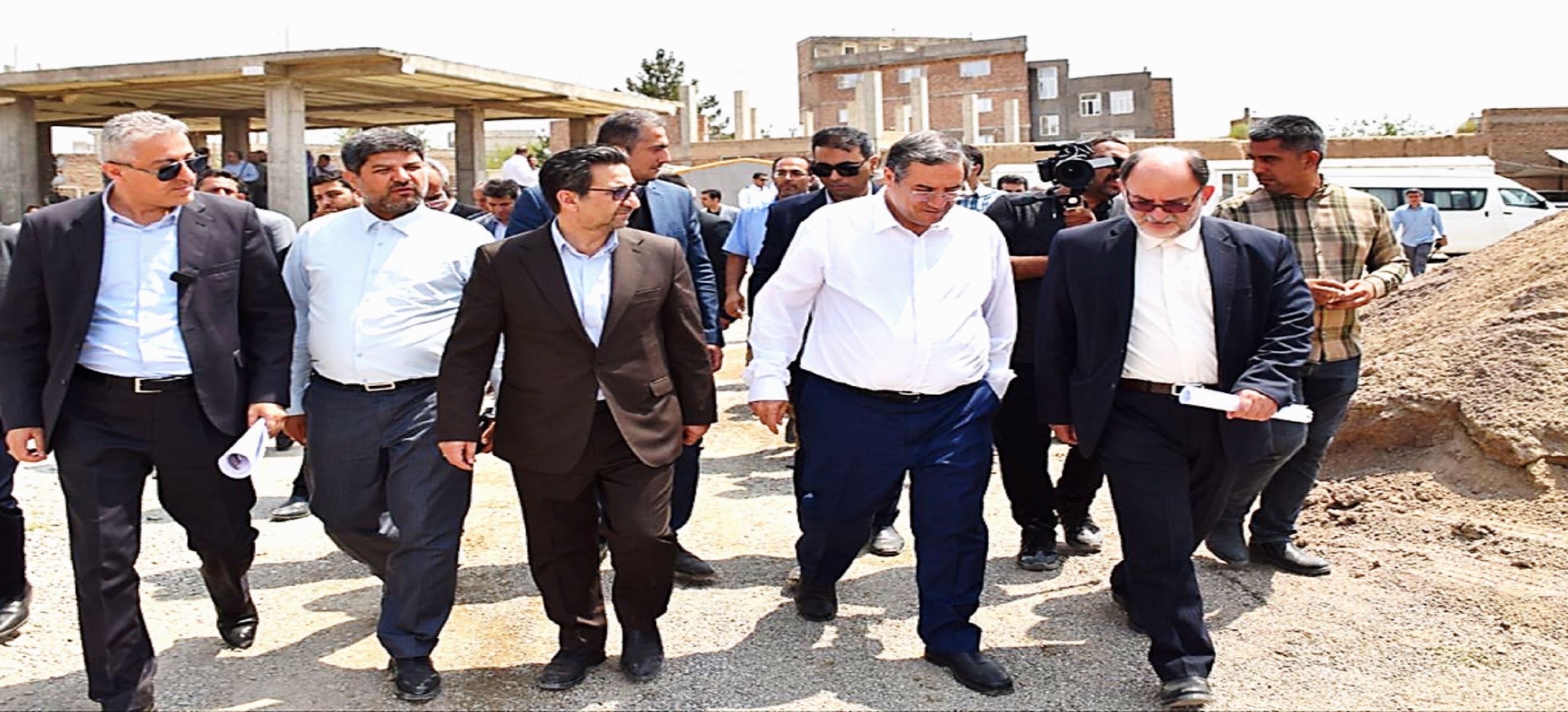 بازدید استاندار آذربایجان غربی از پروژه در حال احداث بیمارستان ۳۵۰ تختخوابی شهرستان میاندوآب